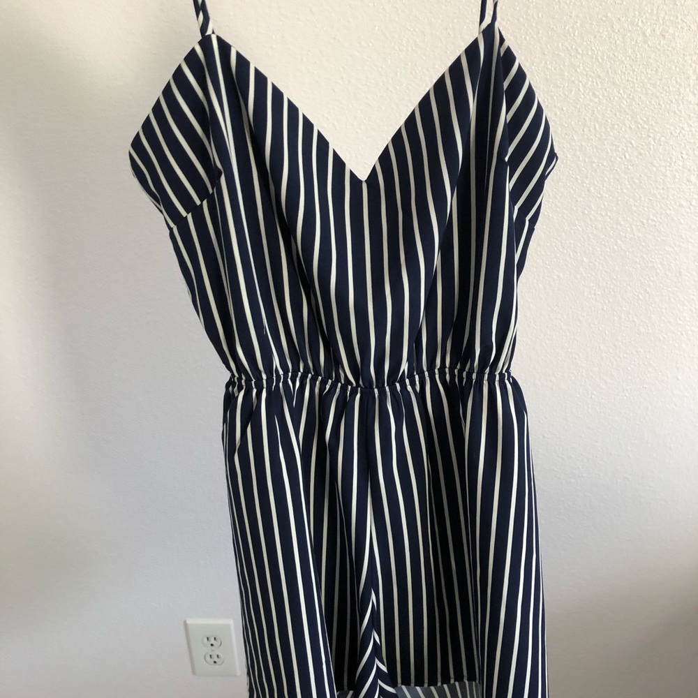BOW ROMPER 🎀 - Picture 2 of 4